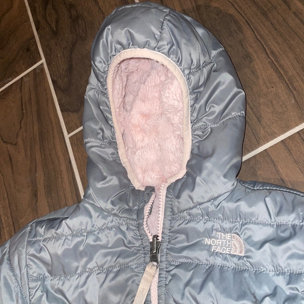 North Face Mossbud w/ Hood